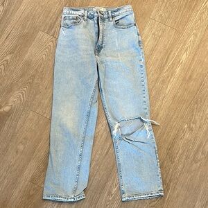 Abercrombie & Fitch Light Blue Straight Leg Jeans Size 26